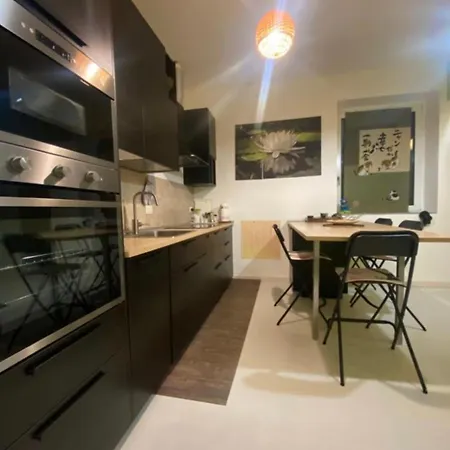 Zen House+garden&garage-lecco's Core-como's Lake Apartment *